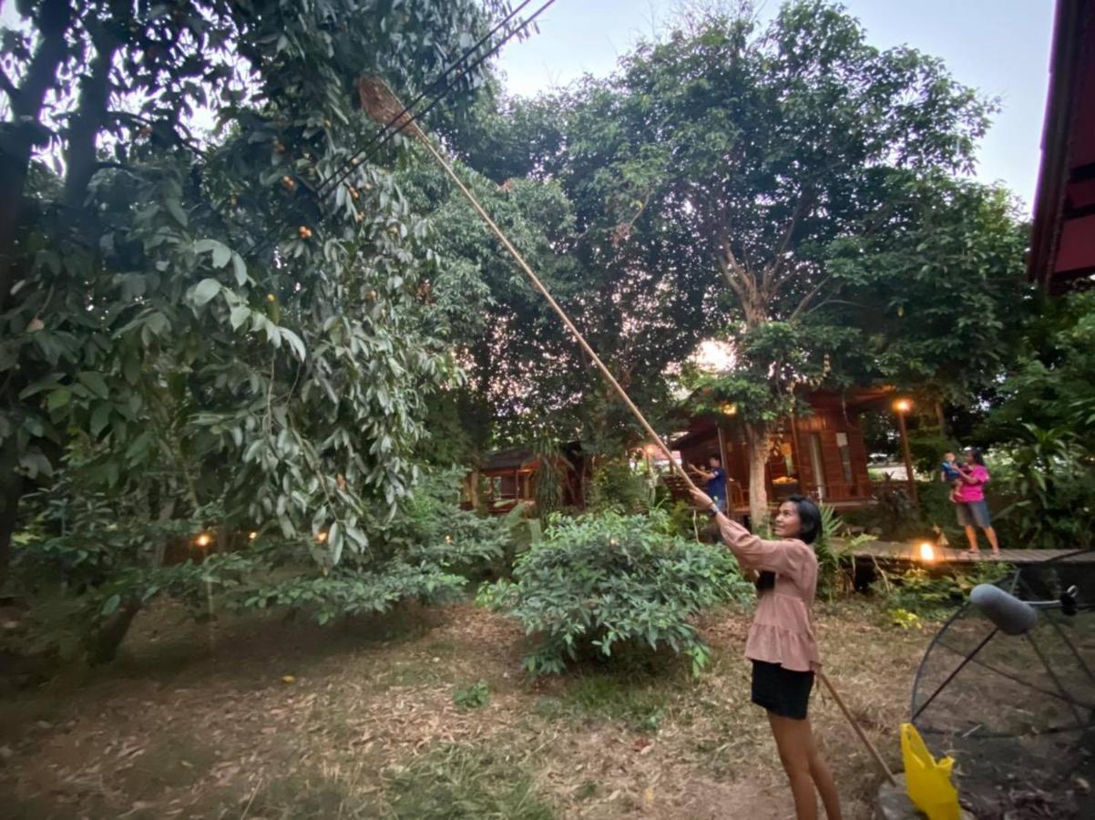 Romyen House Hotell Ban Nong Nam Khan Exteriör bild