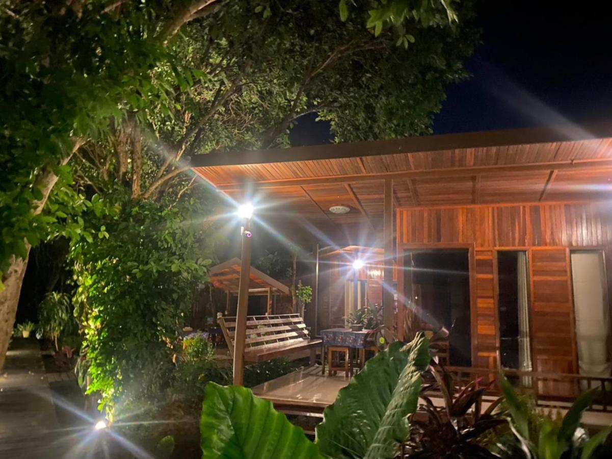 Romyen House Hotell Ban Nong Nam Khan Exteriör bild