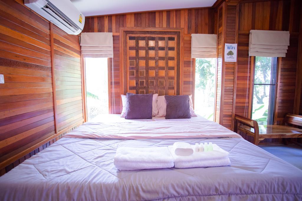 Romyen House Hotell Ban Nong Nam Khan Rum bild